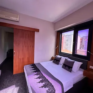 Hotel Black Art, Istanboel